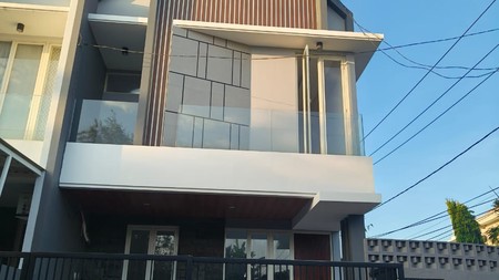 Dijual rumah modern  strategis manyar surabaya