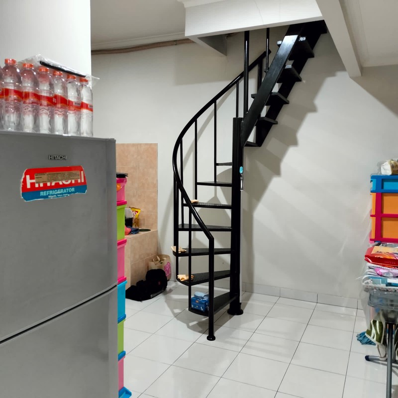 Dijual Rumah Siap Huni Di Cluster Azalea , Gading Serpong