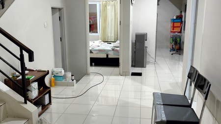 Dijual Rumah Siap Huni Di Cluster Azalea , Gading Serpong