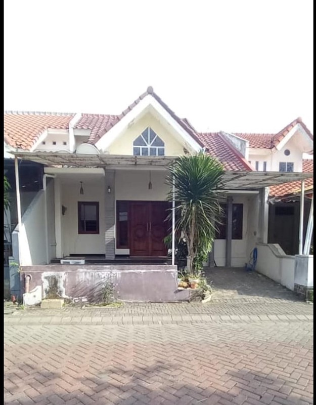 Dijual Rumah dekat Gwalk surabaya