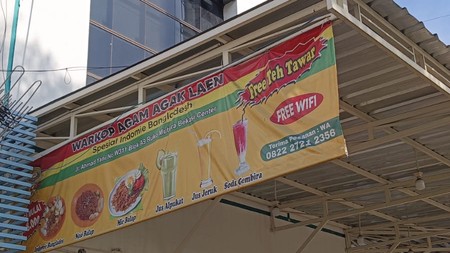 Ruko  Sewa posisi hook  jl.Ahmad Yani ,Bekasi Barat