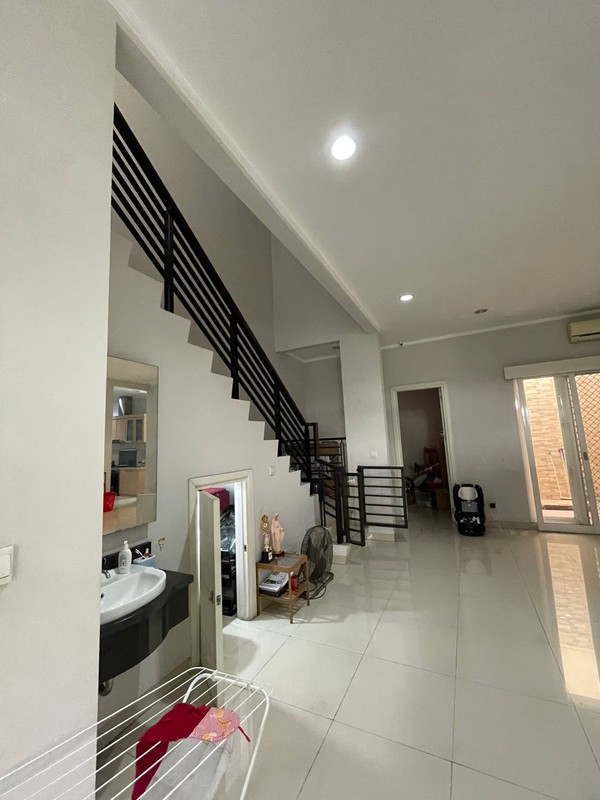 Di jual cepat rumah Cluster Ebony Grand Orchard Kelapa Gading Jakarta Utara lokasi nyaman, tenang dan aman