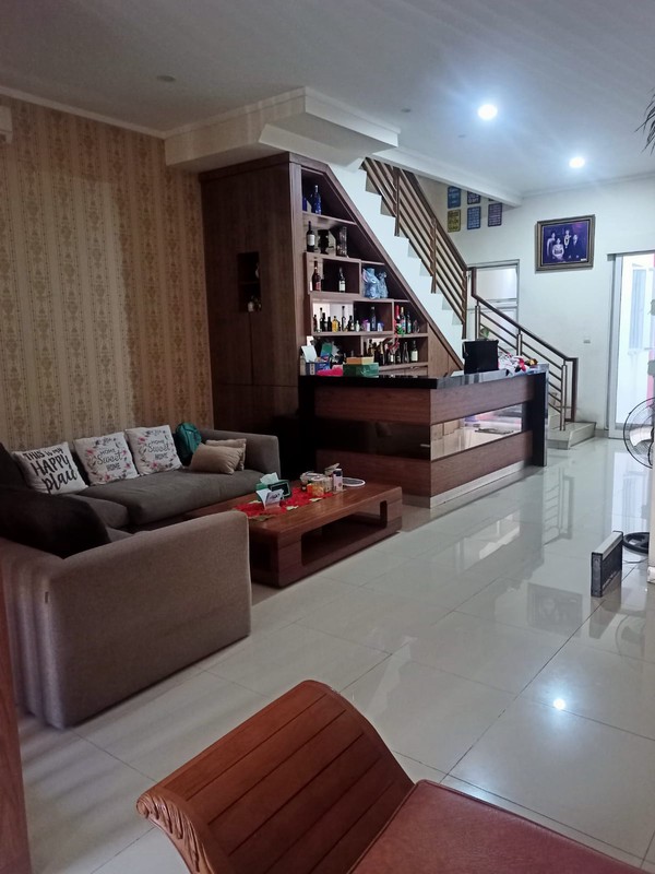 Di jual cepat rumah di cluster Ebony Grand Orchard  di Kelapa Gading Jakarta Utara lokasi nyaman,tenang dan aman