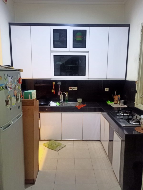 Di jual cepat rumah di cluster Ebony Grand Orchard  di Kelapa Gading Jakarta Utara lokasi nyaman,tenang dan aman