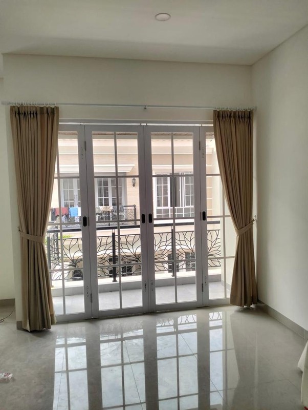 Rumah dalam Townhouse The South Cinere, Gandul.