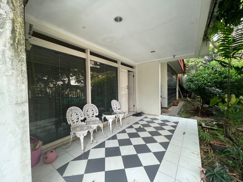 Dijual Rumah Murah Lokasi Strategis di Gedung Hijau Pondok Indah