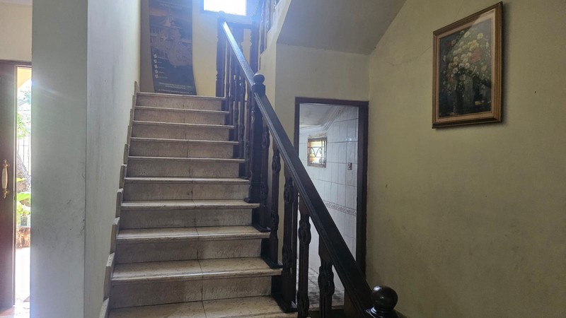 Di jual cepat Rumah, Gunung Raya Cirendeu