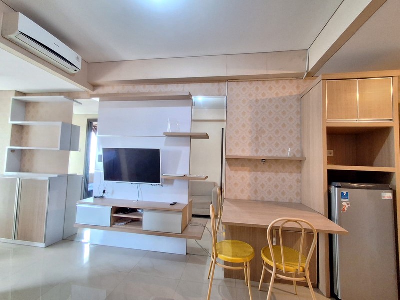 DIJUAL APARTEMEN 2 BR - ASPEN FATMAWATI LT.18 FULL FURNISHED KONDISI BAGUS