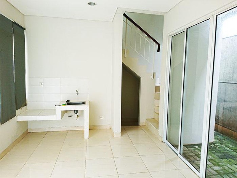 Rumah Standar Siap Huni di Vanya Park BSD Dekat Mall