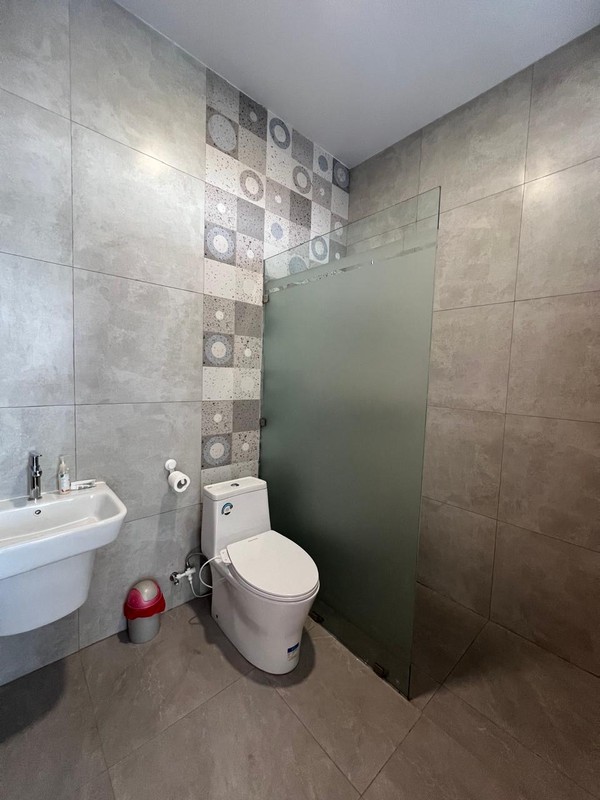 Rumah Mewah Dengan Kolam Renang di Puspita Loka BSD Dekat Tol