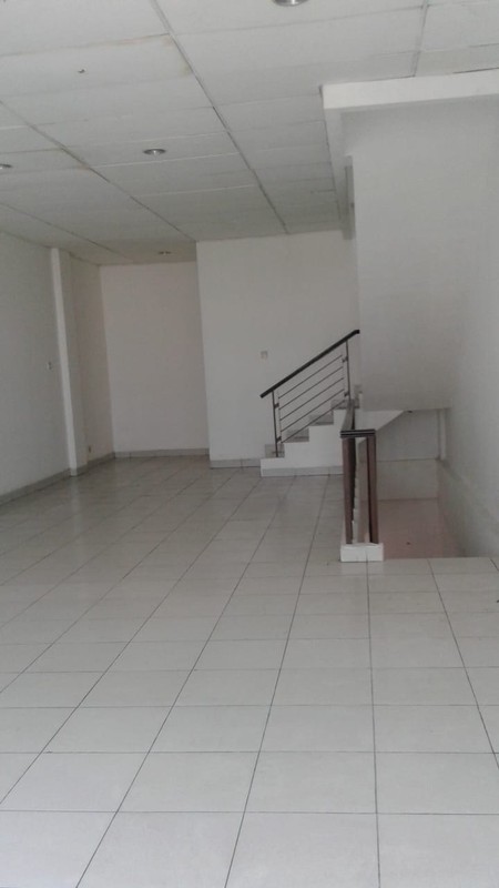 Ruko Hadap Jalan Raya BSD Dekat Tol 