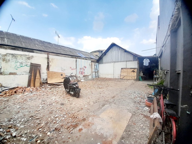 Rumah Hitung Tanah Area Cipete