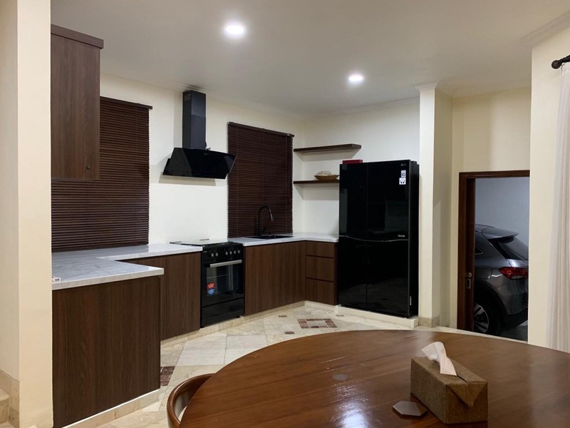 Rumah Super Asri dan Luas Siap Huni di Graha Cinere