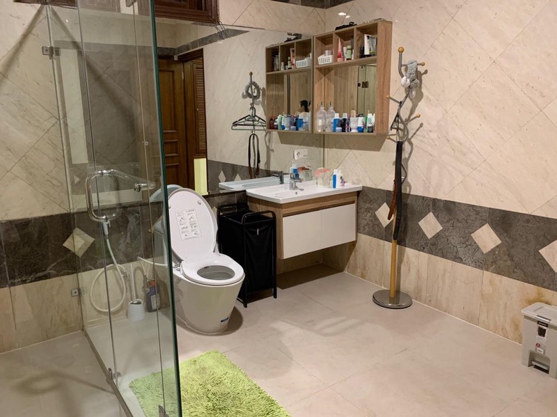 Rumah Super Asri dan Luas Siap Huni di Graha Cinere