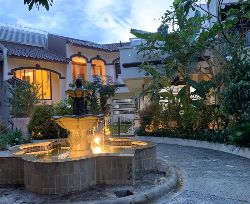 Rumah Super Asri dan Luas Siap Huni di Graha Cinere