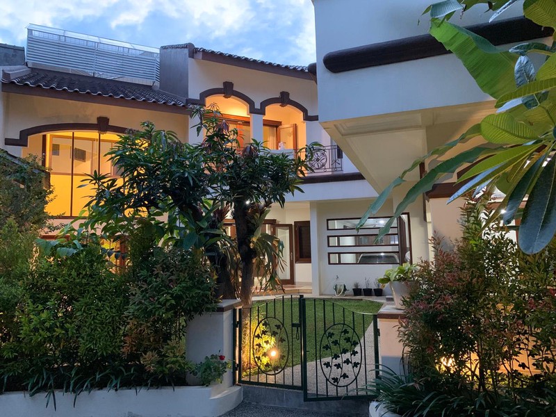 Rumah Super Asri dan Luas Siap Huni di Graha Cinere