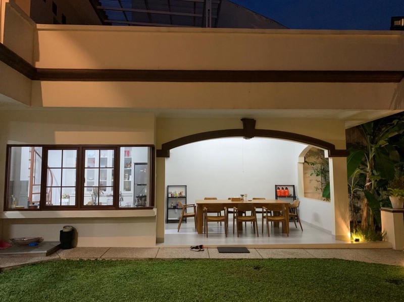 Rumah Super Asri dan Luas Siap Huni di Graha Cinere