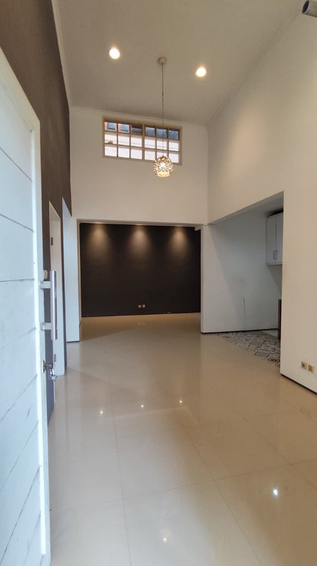 Rumah Baru,dalam ruangan rapih di Bintaro Jaya Sektot 9