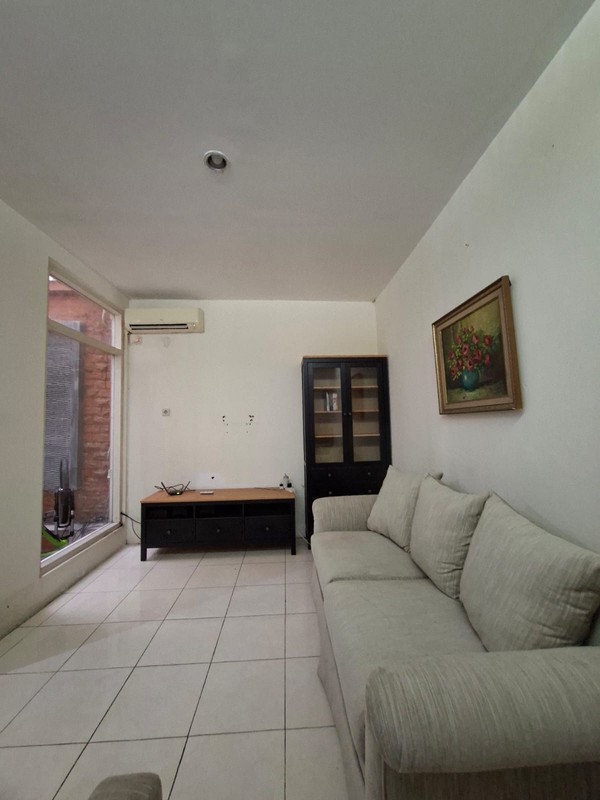 Rumah Cantik 2¼ Lantai Di Bintaro dengan KT 3+1 dan KM 3+1 sudah SHM Baru Renov 2020