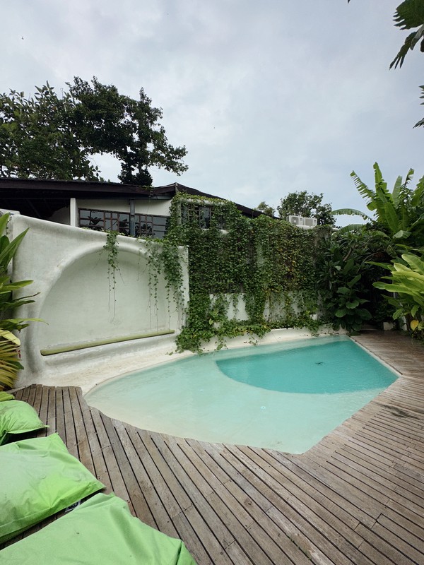 Leasehold - Stylish 8-Unit Villa Complex - Top Investment in Canggu, Bali