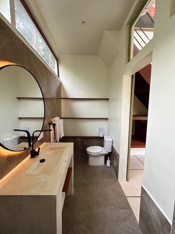 Leasehold - Stylish 8-Unit Villa Complex - Top Investment in Canggu, Bali