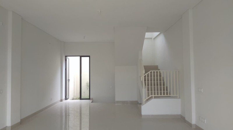 DISEWAKAN RUKO BARU 2 lantai London Park Avenue WISATA BUKIT MAS