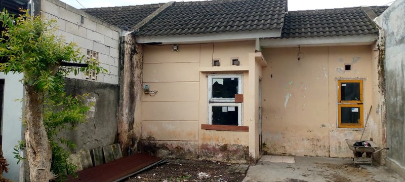 Rumah Murah Buduran di Surya Residence Jayaland Butuh Renovasi