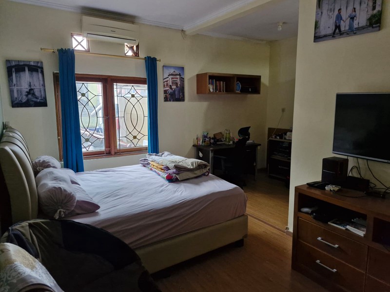 Dijual Rumah Lingkungan Tenang Lokasi Strategis Di Jl. Juana, Menteng, Jakarta Pusat