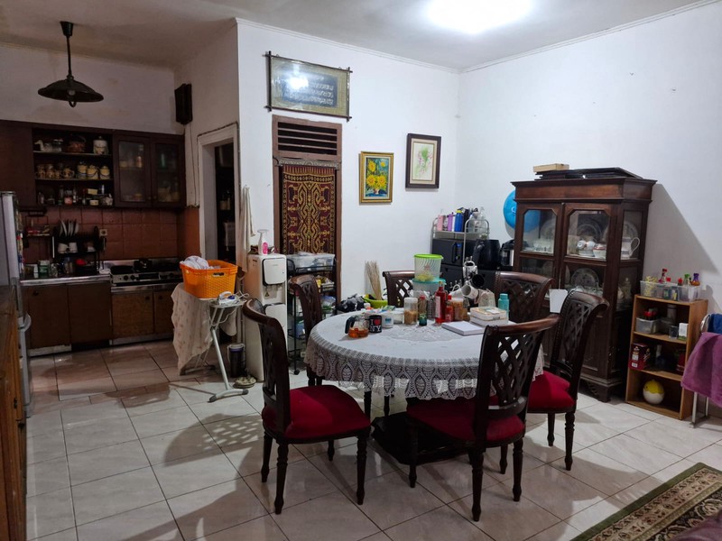 Dijual Rumah Lingkungan Tenang Lokasi Strategis Di Jl. Juana, Menteng, Jakarta Pusat