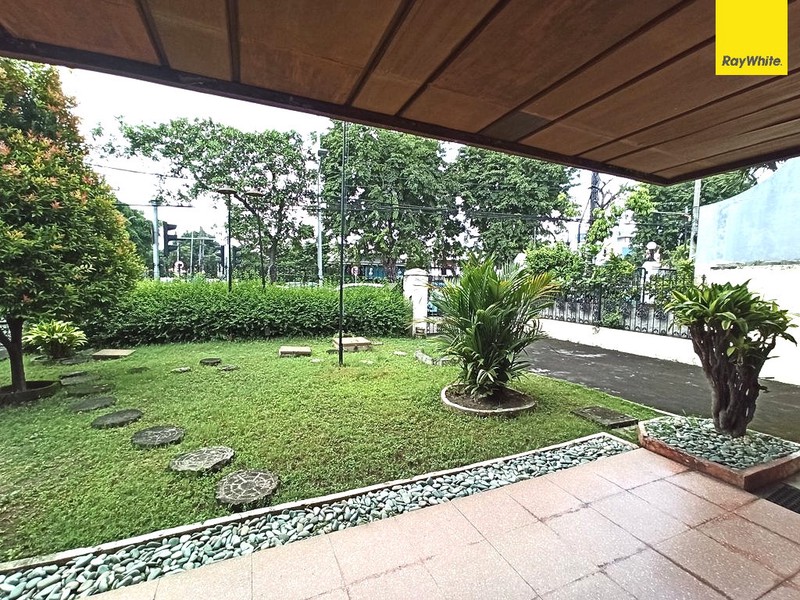 Dijual Rumah di Jalan Raya Jemur Andayani Surabaya