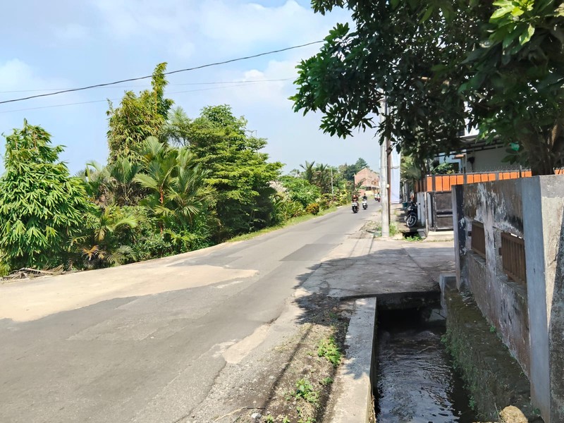 Tanah Sawah 892  Meter Persegi Lokasi Dekat Stadion Maguwoharjo