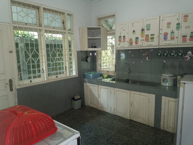 Dijual Villa Cisarua Lokasi Strategis Di Jl. Raya Puncak Cisarua - Bogor
