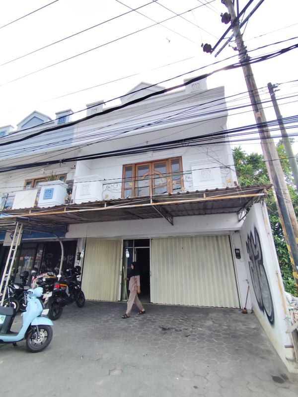 Ruang Usaha Cocok Untuk Kantor Lokasi Strategis Dekat Gembira Loka Zoo