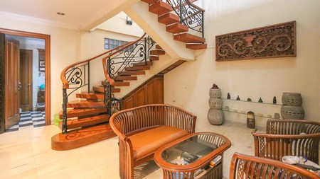 Rumah Mewah & Strategis di Kelapa Gading