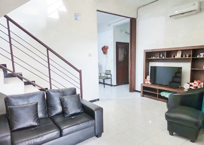 Rumah Siap Huni di Wiyung Surabaya Barat- Lokasi Strategis & Asri