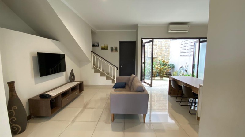 Rumah di Bintaro sektor 9 Semi Furnished 2 Lantai di Bintaro Sektor 9 KT 4+1 KM 3+1 Surat SHM