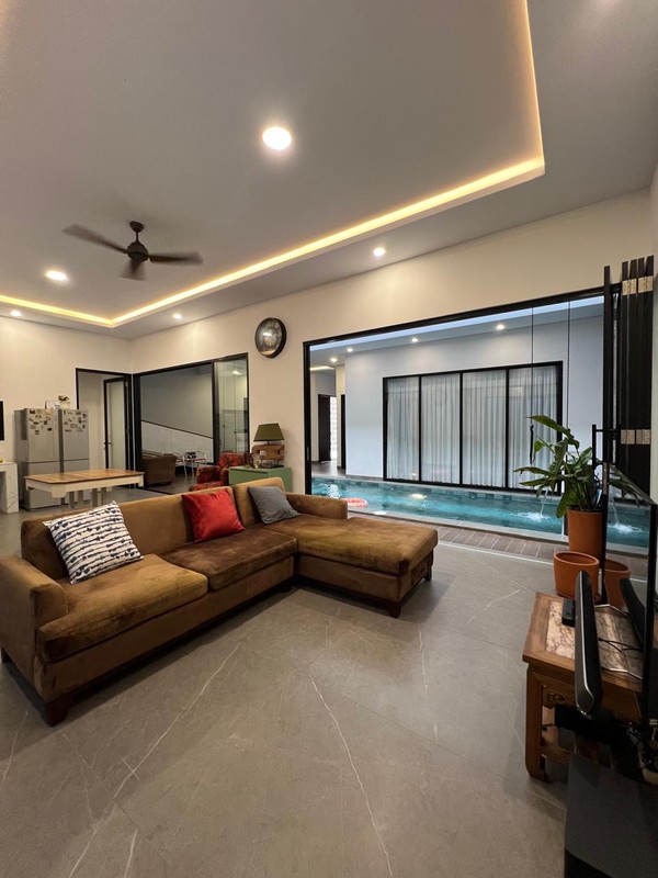 Rumah Baru Tropical Design  Puspita Loka BSD city 