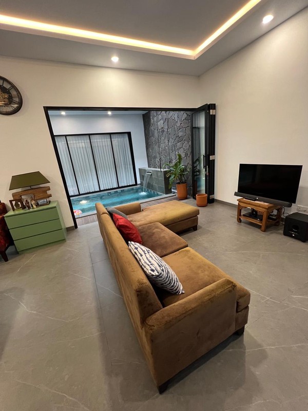 Rumah Baru Tropical Design  Puspita Loka BSD city 