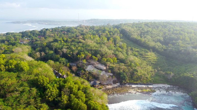 Beachfront Leasehold Land at Secret Beach - Nusa Ceningan