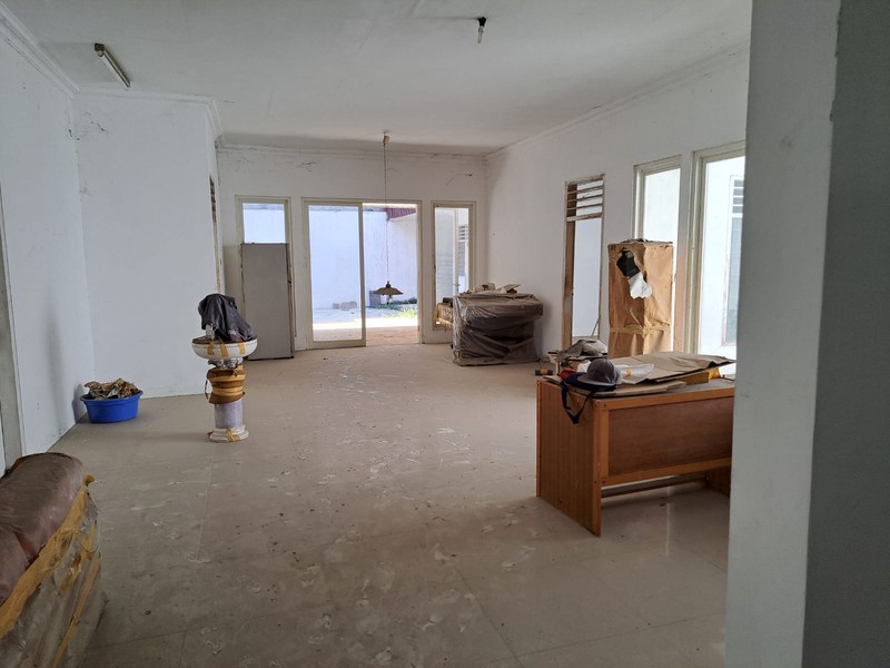 Di Jual Rumah Hitung Tanah di DHARMAHUSADA INDAH BARAT Surabaya Timur