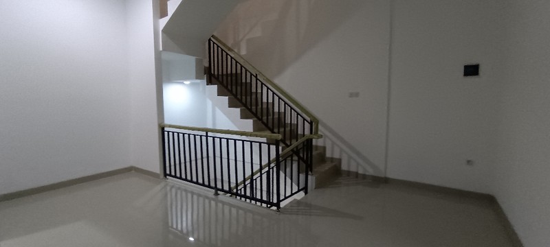 Rumah Baru di Kran Kemayoran Jkt - Pst Bagus Siap Huni