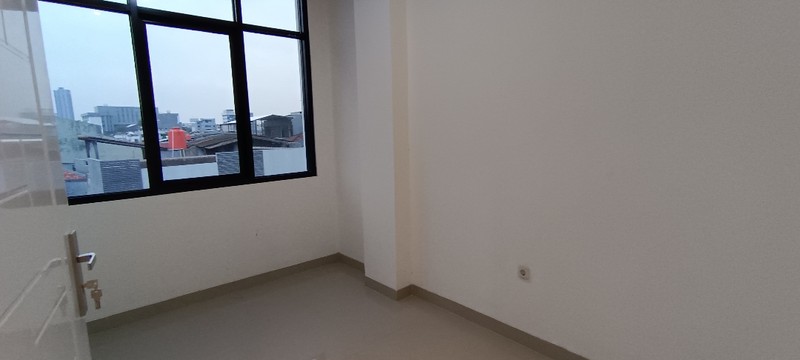 Rumah Baru di Kran Kemayoran Jkt - Pst Bagus Siap Huni