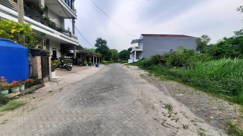 TANAH DI LOKASI STRATEGIS DI PERUMAHAN TAMAN SENTOSA DEKAT DENGAN PINTU TOL CIKARANG BARAT