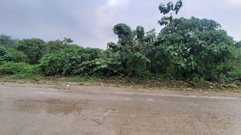 KAVLING PINGGIR JALAN DI LOKASI STRATEGIS DI TAMANSARI KARAWANG BARAT