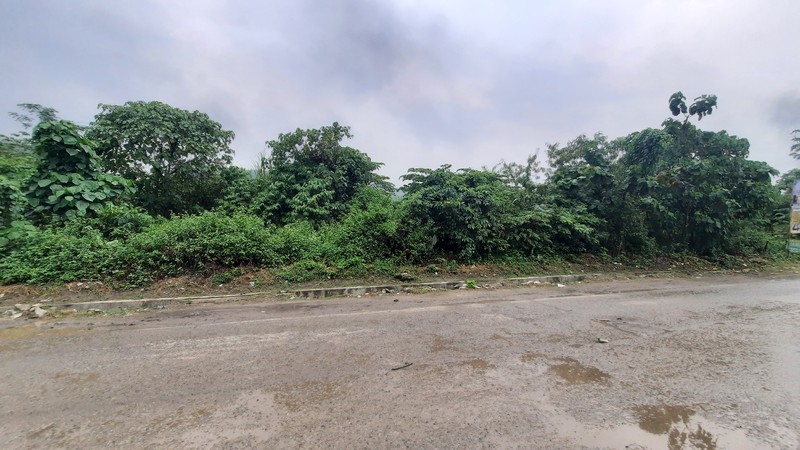 KAVLING PINGGIR JALAN DI LOKASI STRATEGIS DI TAMANSARI KARAWANG BARAT