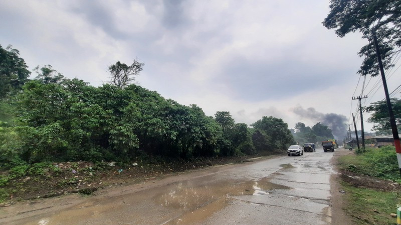 KAVLING PINGGIR JALAN DI LOKASI STRATEGIS DI TAMANSARI KARAWANG BARAT