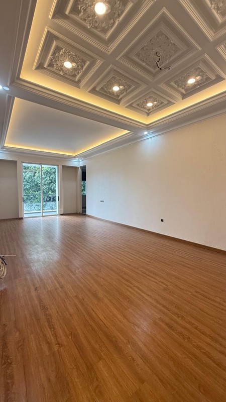 Rumah Mewah di Pondok Indah KT 5+2 KM 5+3 Kolam Rang dengan Luas Tanah 627 m2 Luas Bangunan 1050 m2