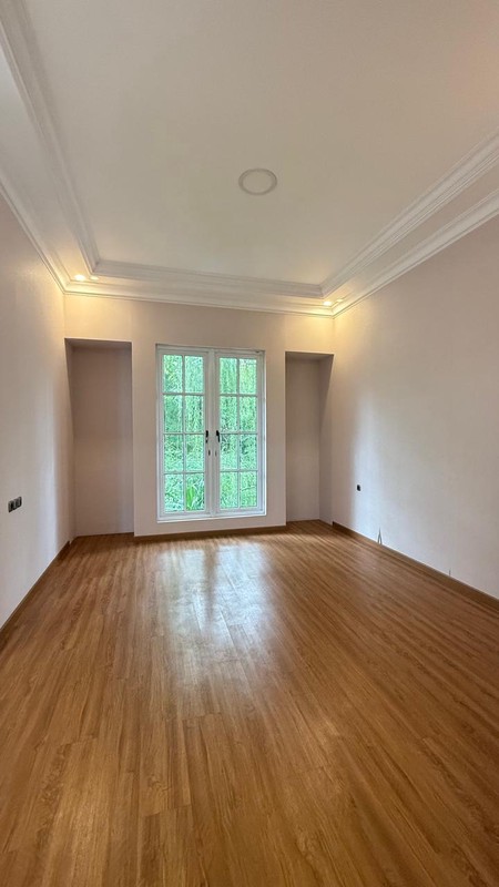 Rumah Mewah di Pondok Indah KT 5+2 KM 5+3 Kolam Rang dengan Luas Tanah 627 m2 Luas Bangunan 1050 m2