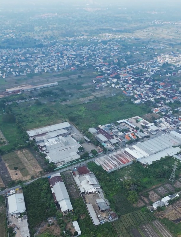 MURAH  Rp. 2 Juta-an/m2 Dijual 4 Hektar Pabrik Kepatihan Industri Gresik Jawa Timur - Ex Pabrik Wood Pellet / Wood Palet - Lengkap Ijin Usaha - Zona Industri - Bonus Mesin -mesin Industri - SHM - Stra
