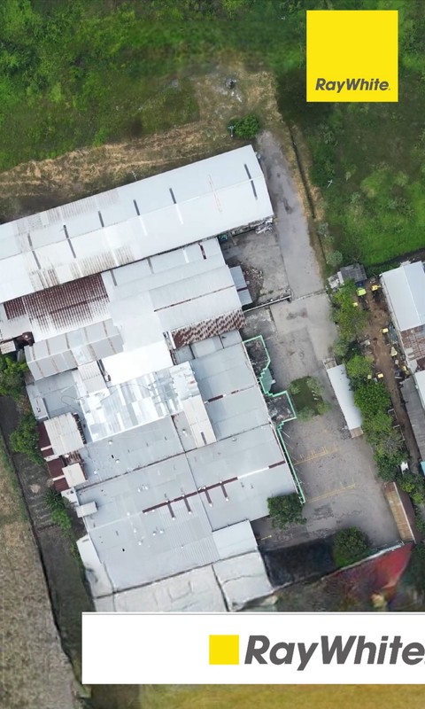 MURAH  Rp. 2 Juta-an/m2 Dijual 4 Hektar Pabrik Kepatihan Industri Gresik Jawa Timur - Ex Pabrik Wood Pellet / Wood Palet - Lengkap Ijin Usaha - Zona Industri - Bonus Mesin -mesin Industri - SHM - Stra